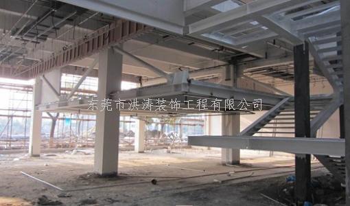 宁国厂房翻新中刮腻子技巧